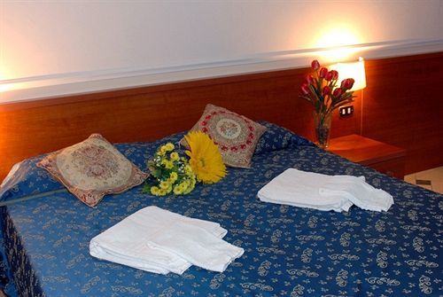 B&B Gerbera Roma Экстерьер фото